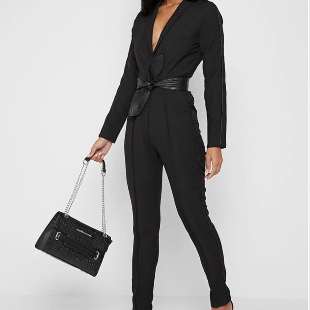 PLUNGE JUMPSUIT WITH VEGAN LEATHER BELT - BLACK